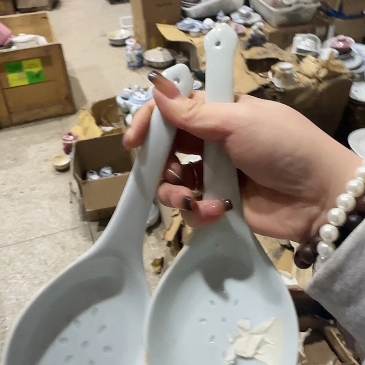 勺子微瑕景德镇陶瓷艺术品