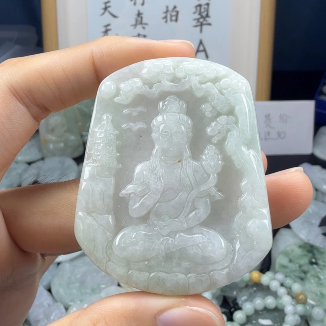 翡翠未镶嵌颈饰翡翠