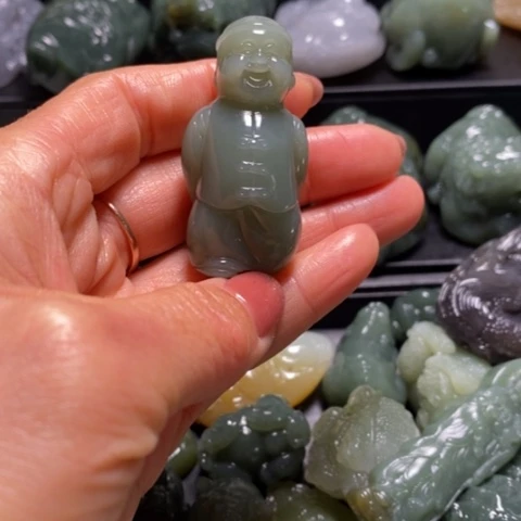 未镶嵌和田玉（糖玉）珠宝奇石