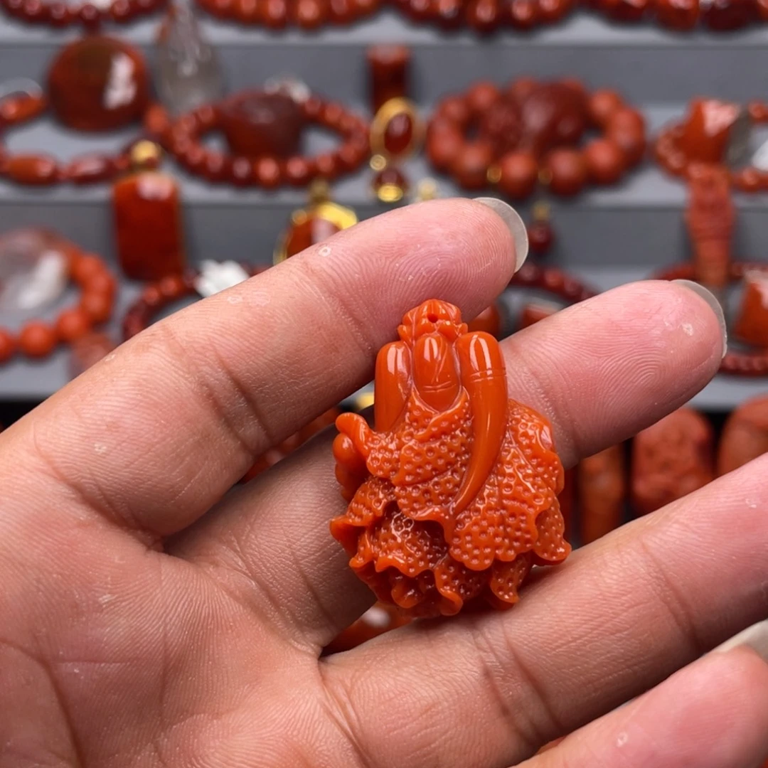 南红玛瑙未镶嵌珠宝奇石吊坠