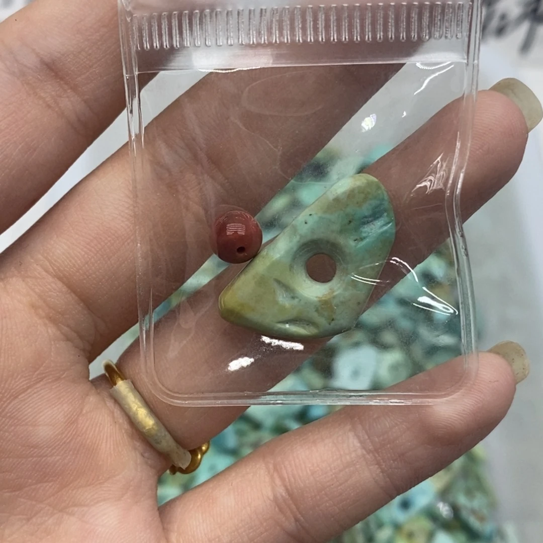 柒***～南红玛瑙未镶嵌珠宝奇石