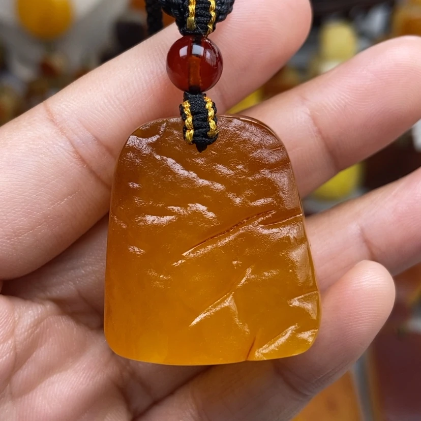 【闪购商品】琥珀颈饰未镶嵌