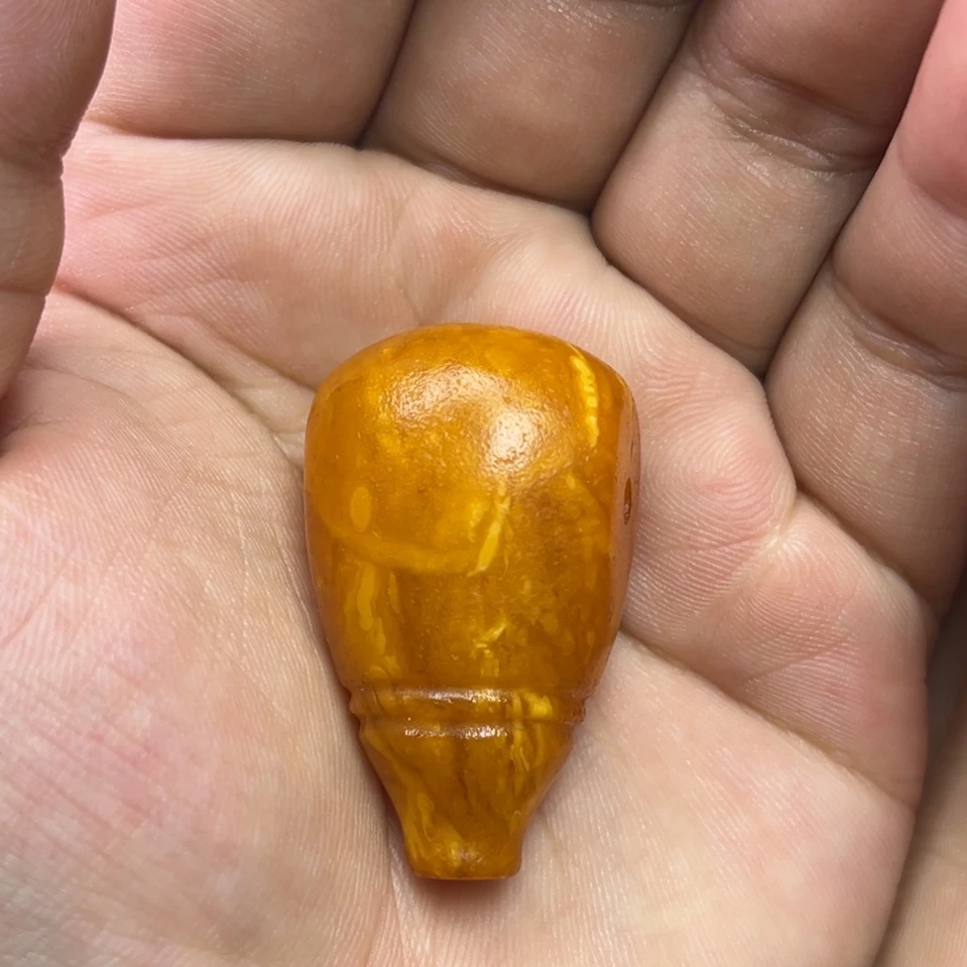 琥珀未镶嵌吊坠(不含链)