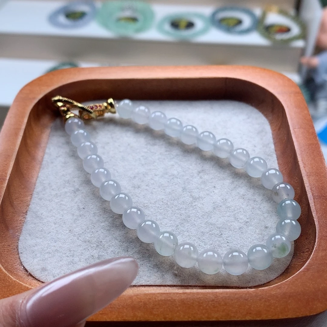 翡翠未镶嵌手串白月光6.7