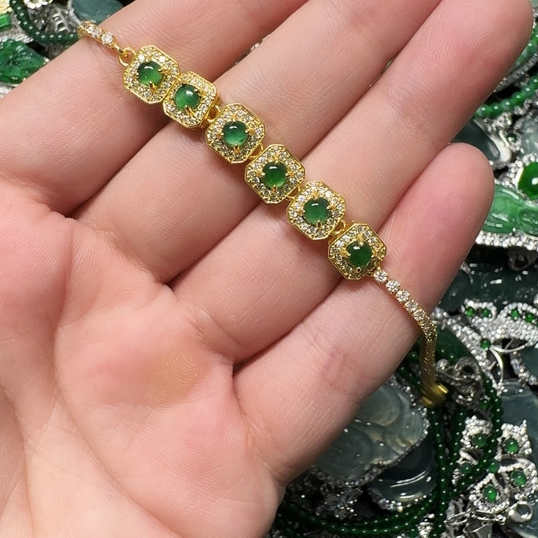 翡翠未镶嵌颈饰天然A货翡翠放漏