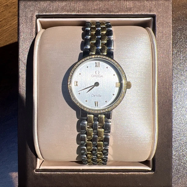 95新 Omega/欧米茄 大欧米茄96559石英后钻赠送手链