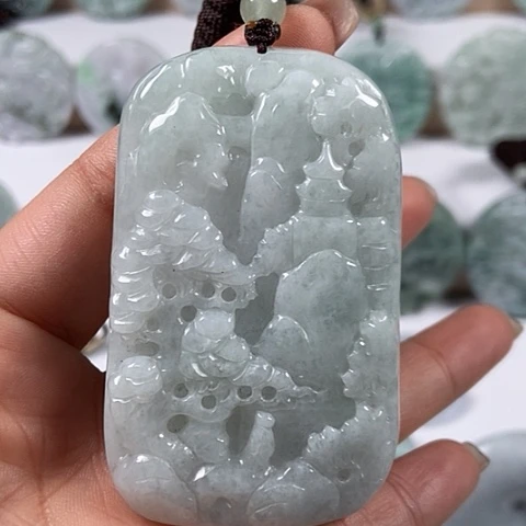 翡翠颈饰未镶嵌山水牌福利