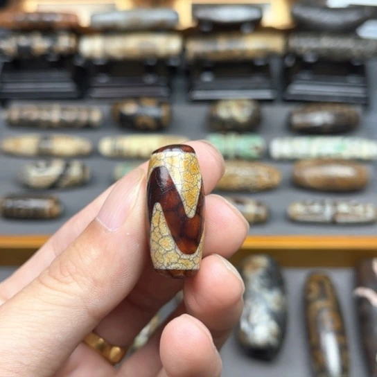 玛瑙/玉髓手链未镶嵌金**马