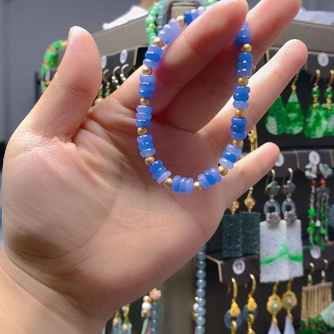 未镶嵌翡翠耳饰翡翠