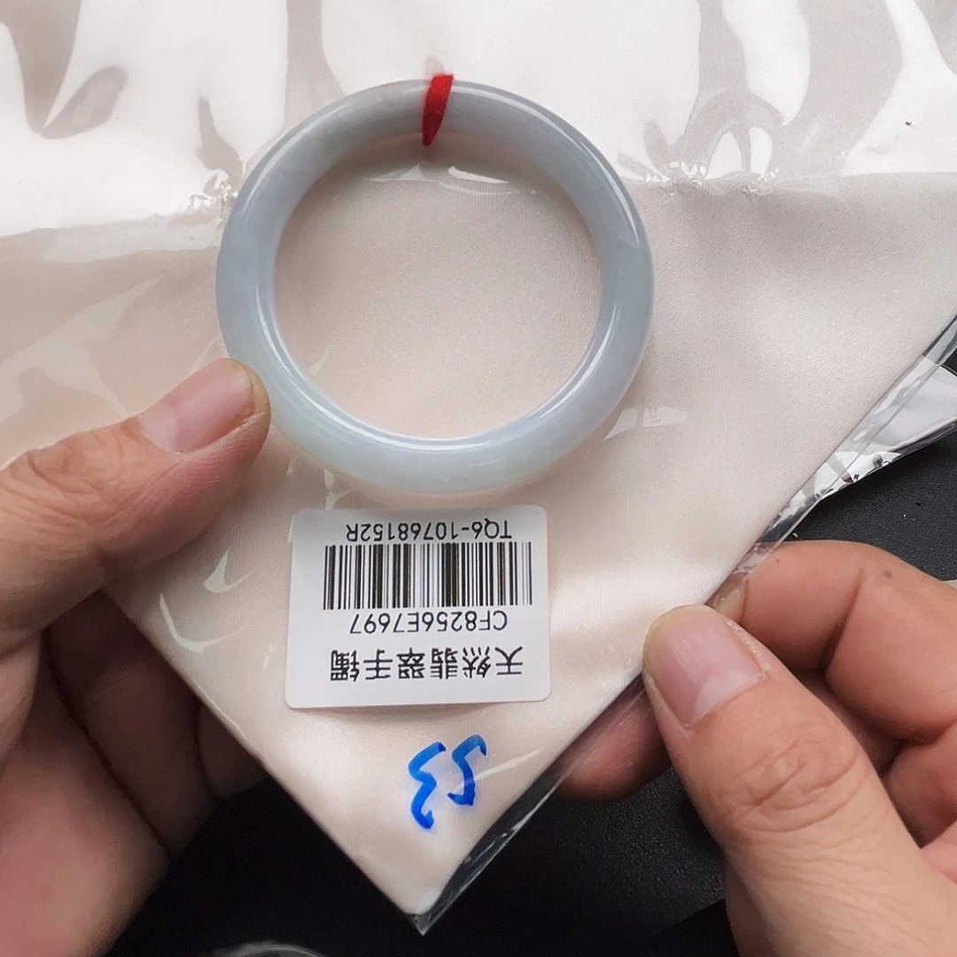 翡翠未镶嵌手镯手镯