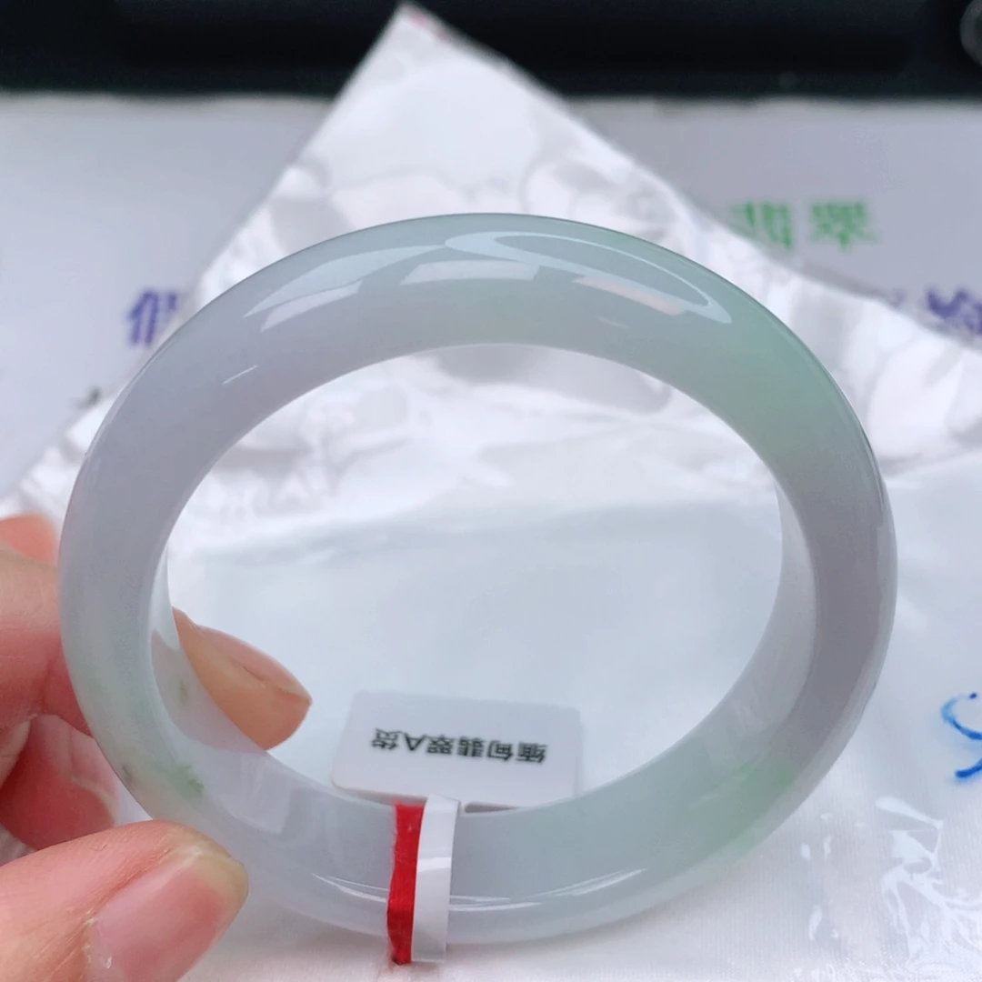 未镶嵌手镯翡翠翡翠手镯