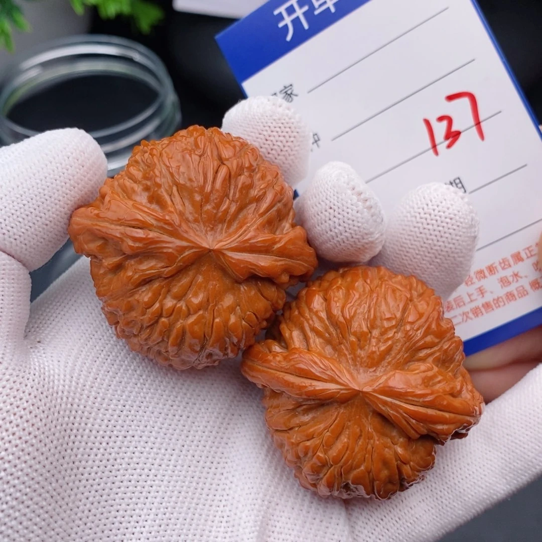 文玩核桃把件46白狮子137