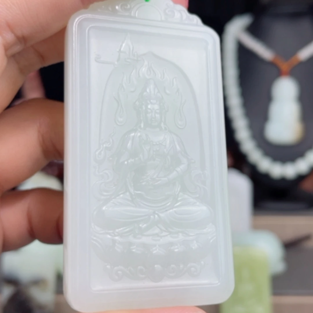 【闪购商品】颈饰未镶嵌和田玉