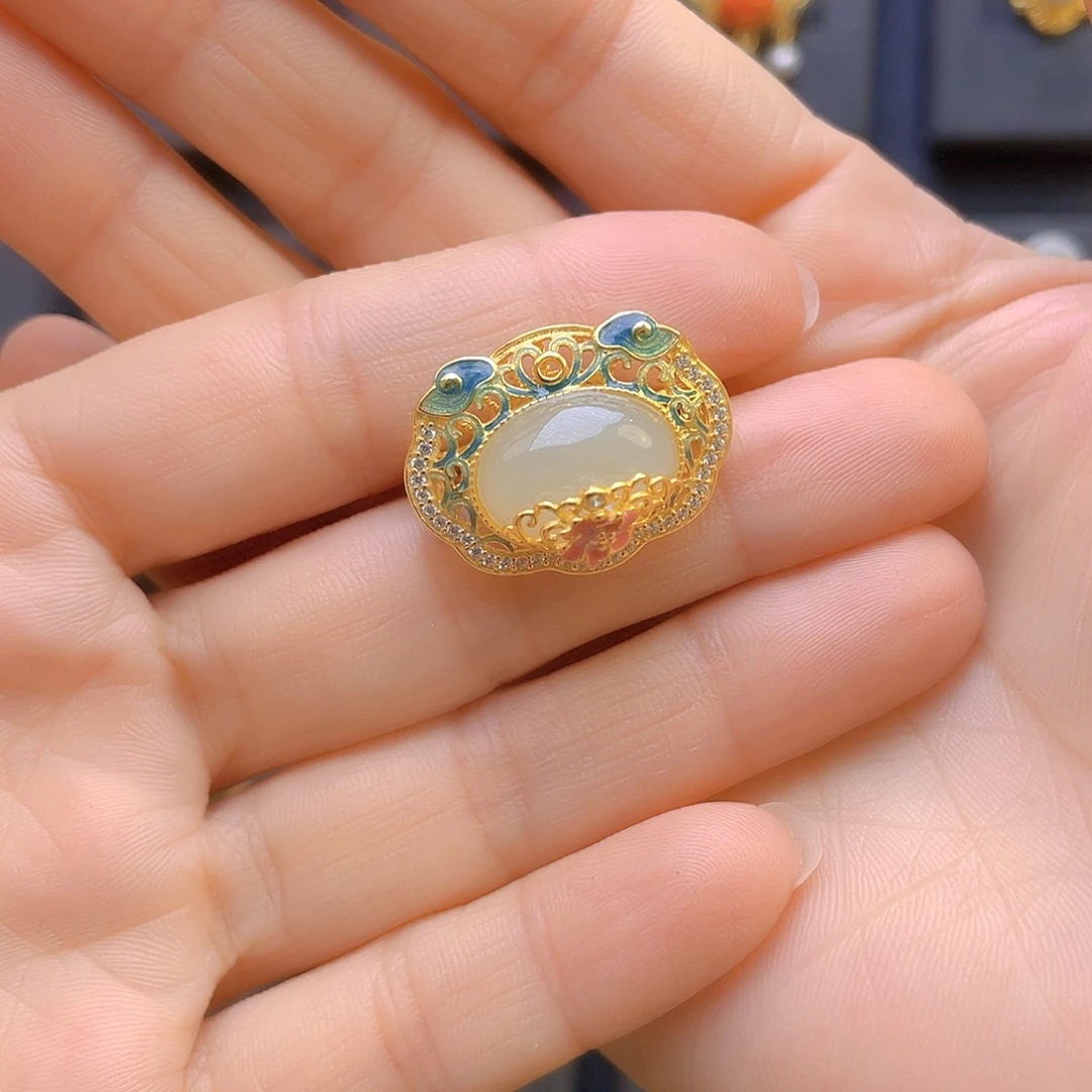 和田玉戒指银S925镀金镶嵌