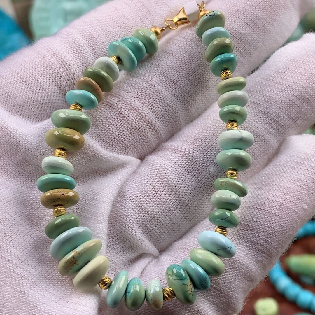 绿松石未镶嵌珠宝奇石