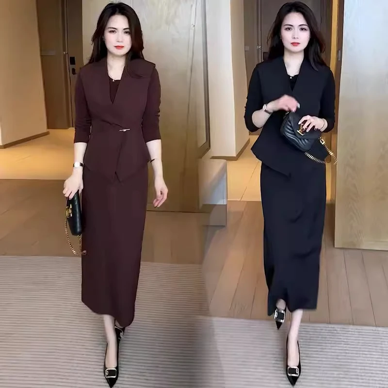 时尚连衣裙女2025春季新款修身显瘦长袖打底衫马甲半身裙三件套潮