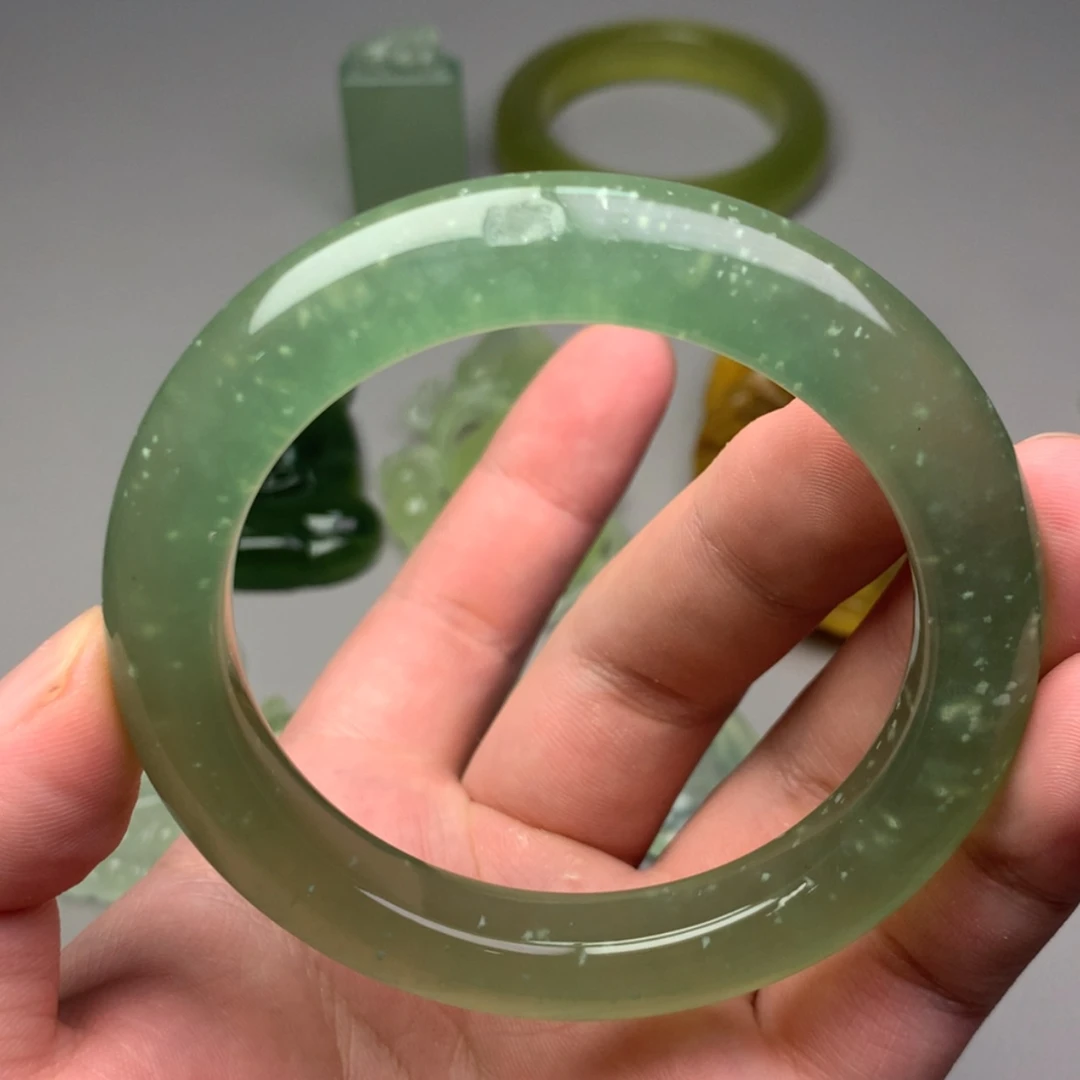 【闪购商品】未镶嵌蛇纹石玉岫玉