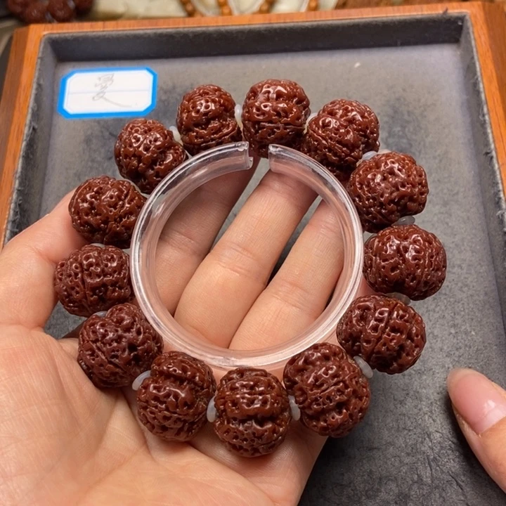 金刚菩提吊坠菩提