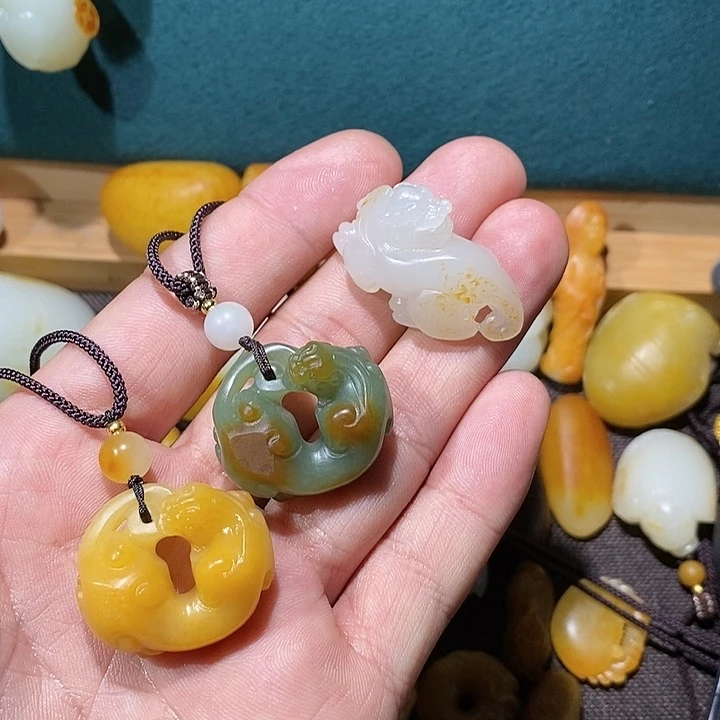 【闪购商品】和田玉挂件未镶嵌绾**舍