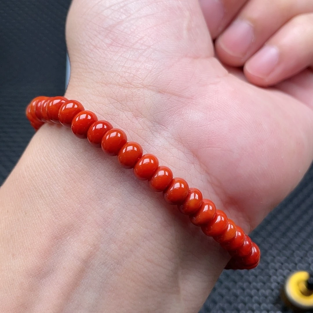 南红玛瑙4*6柿子红隔片手链整串45颗未镶嵌