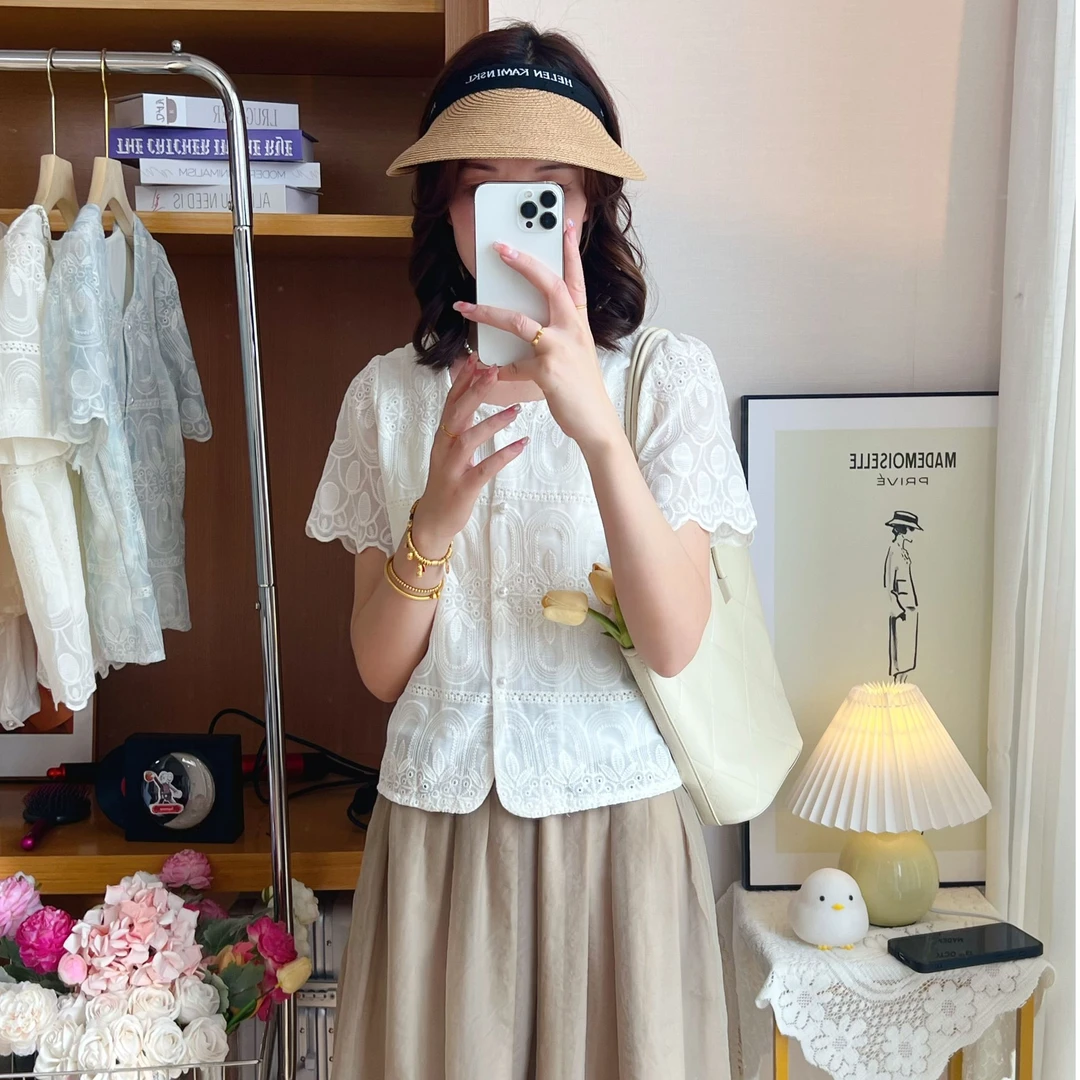 小香风刺绣蕾丝衬衫短袖2025新款别致镂空小衫显瘦短款上衣 5047#