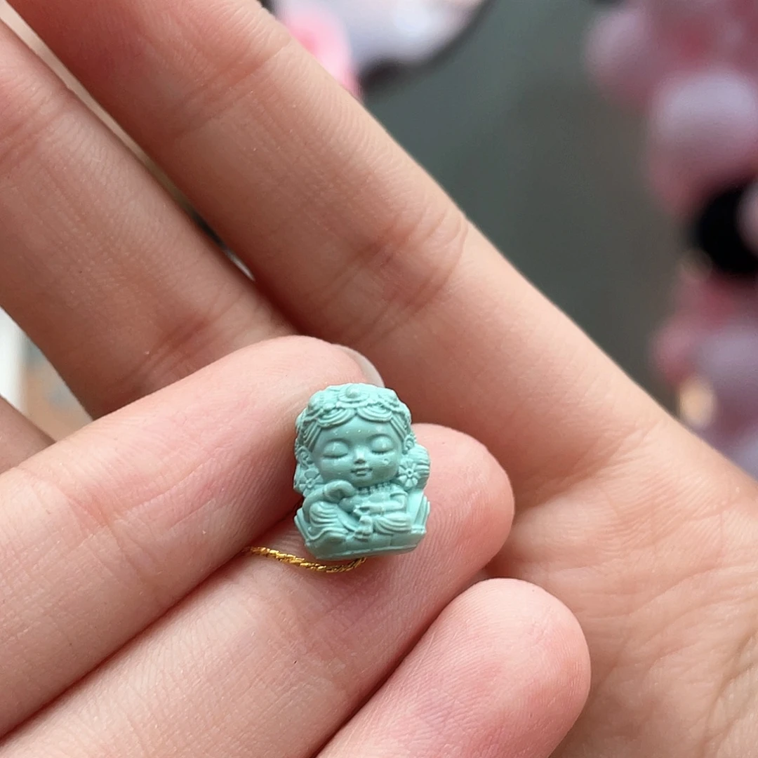 绿松石未镶嵌颈饰
