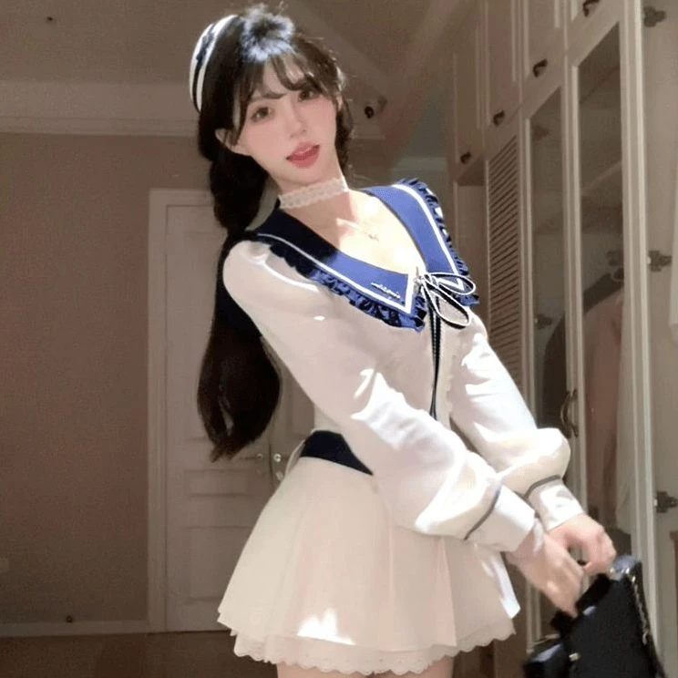 航海梦想家 学院风乖巧气质设计感连衣裙+设计感花苞短裤套装秋季