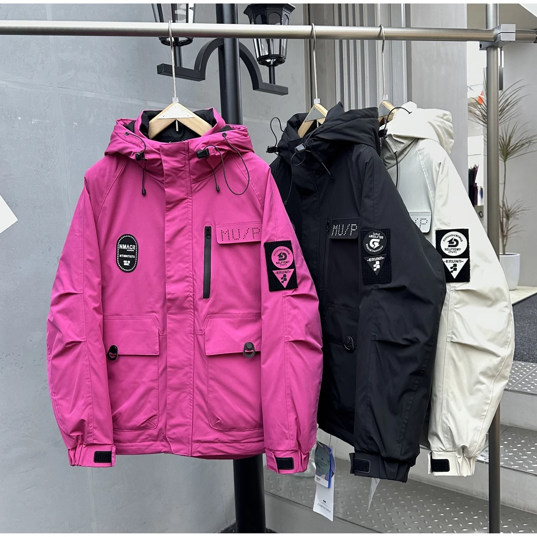 冬【雪国玫瑰2.0】草莓熊门店！加厚防寒服外套时尚潮牌Z-68139