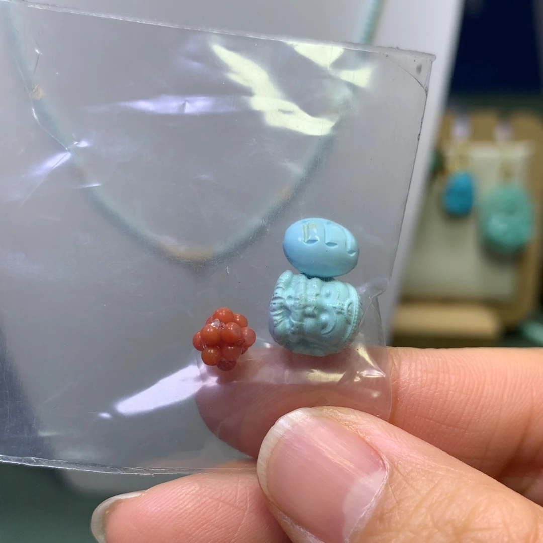 南红玛瑙配饰未镶嵌