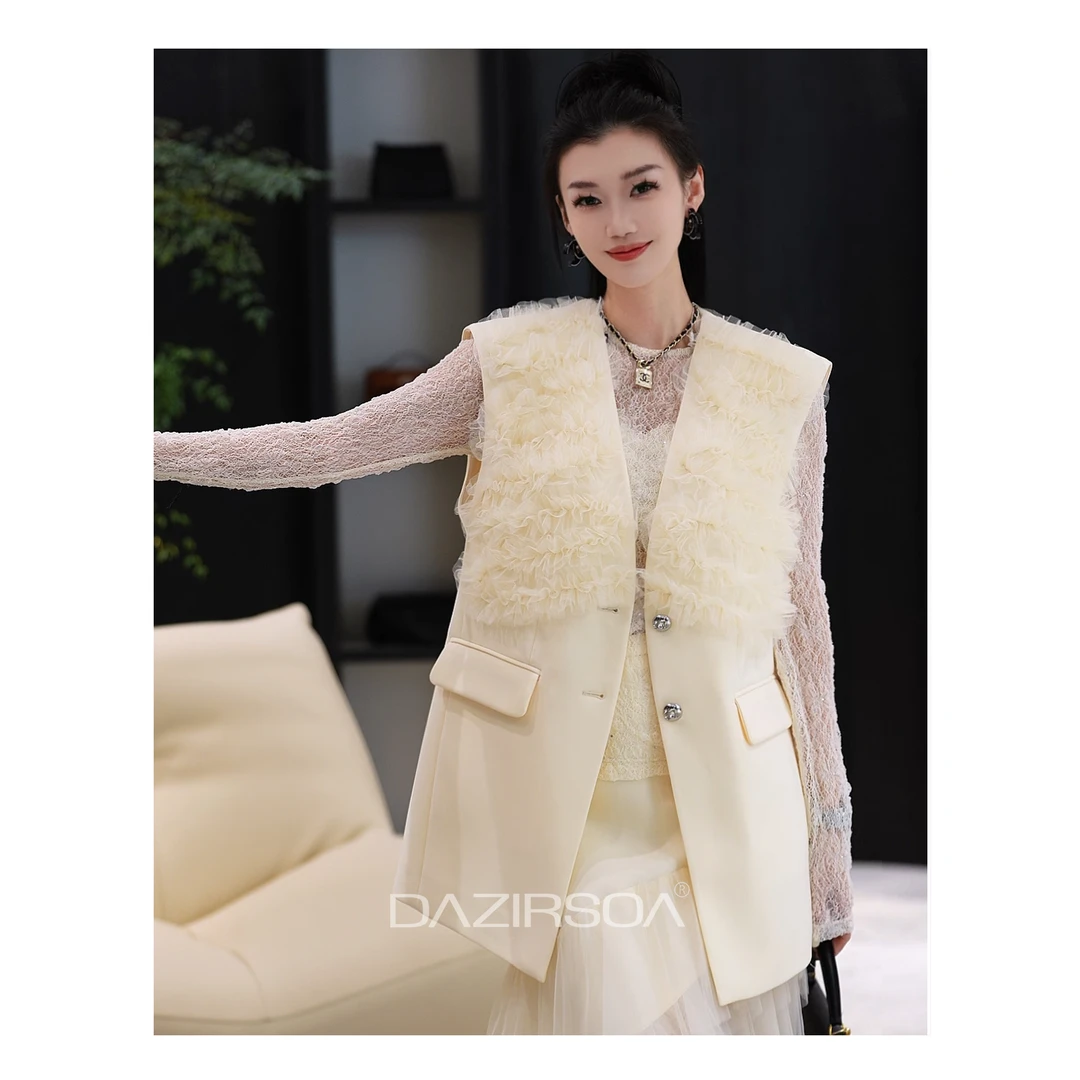 “花样之美”时尚百搭拼接立体纱纱花边洋气马甲 X192
