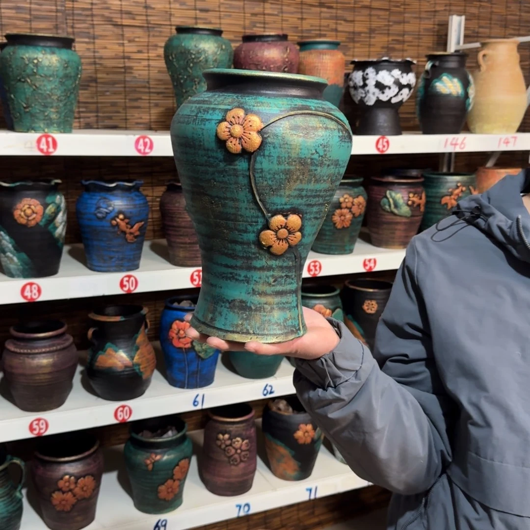 红陶红陶浮雕花盆炸炸炸