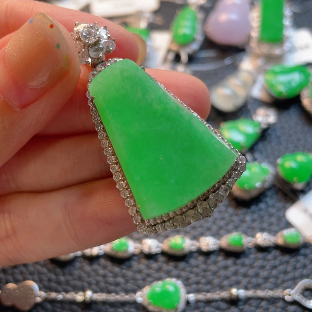 翡翠银S925镶嵌吊坠(不含链)