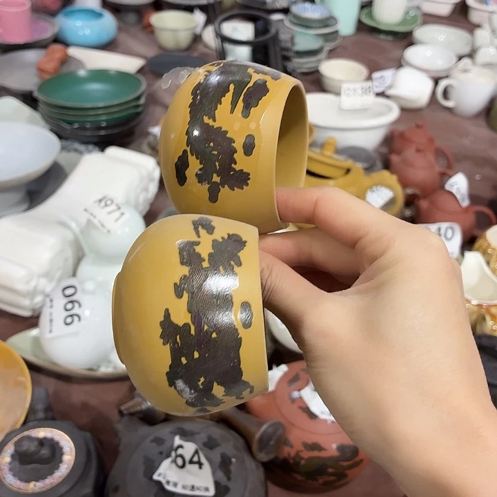 英***花茶具微暇，介意勿拍紫砂