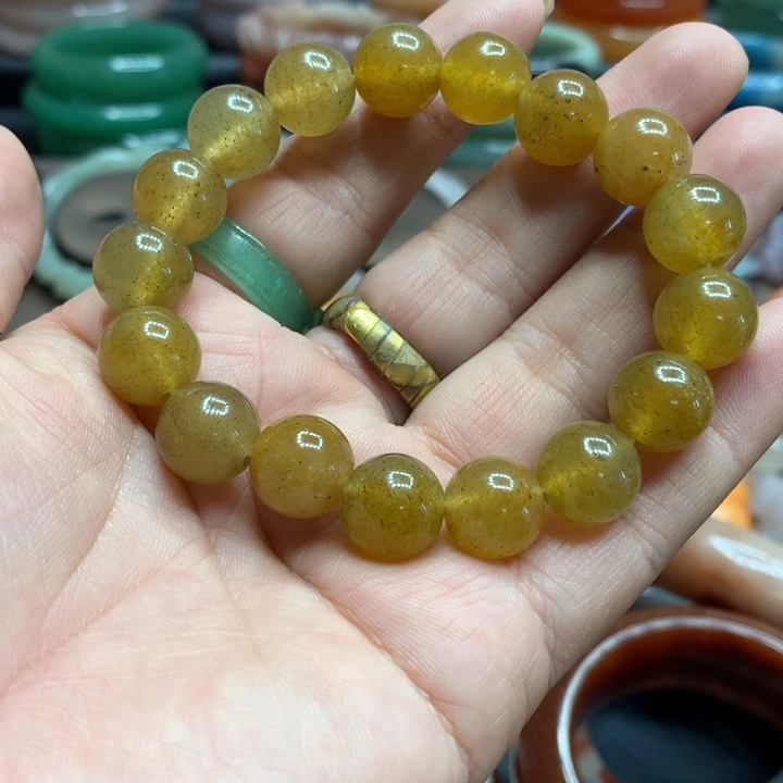 石英岩玉合金颈饰