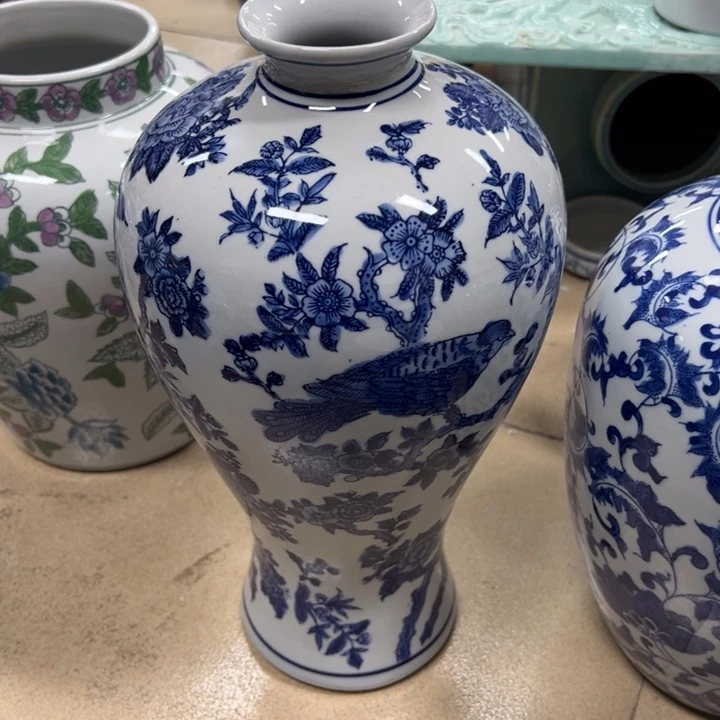 瓷片微瑕的收。微瑕陶瓶。。。。。