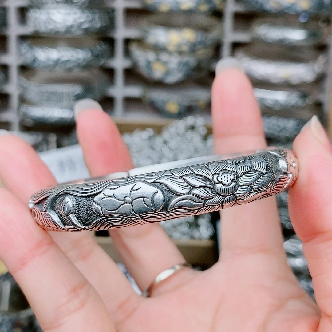 足银足银999荷花手镯