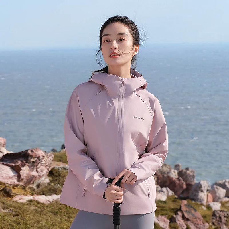 【软壳冲锋衣】波司登2025春季新款女士时尚休闲运动户收腰外套2212