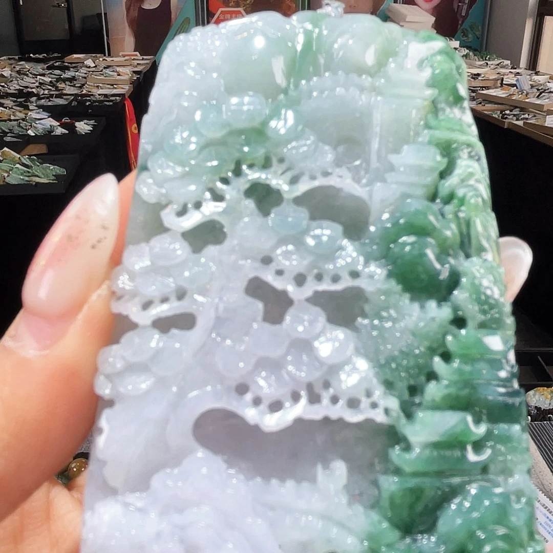 颈饰未镶嵌翡翠一