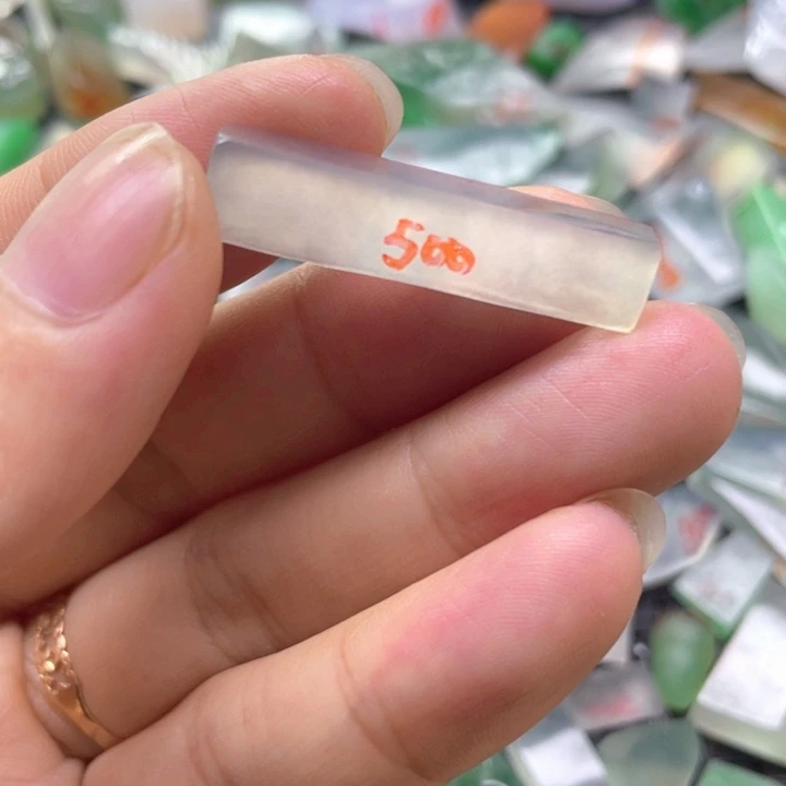 定制翡翠未镶嵌天然缅甸翡翠