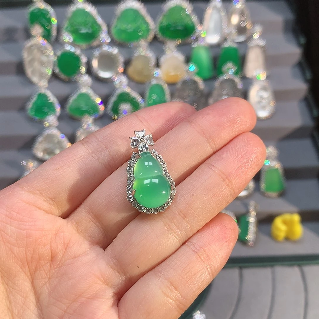 玛瑙/玉髓颈饰银S925镶嵌一****✨