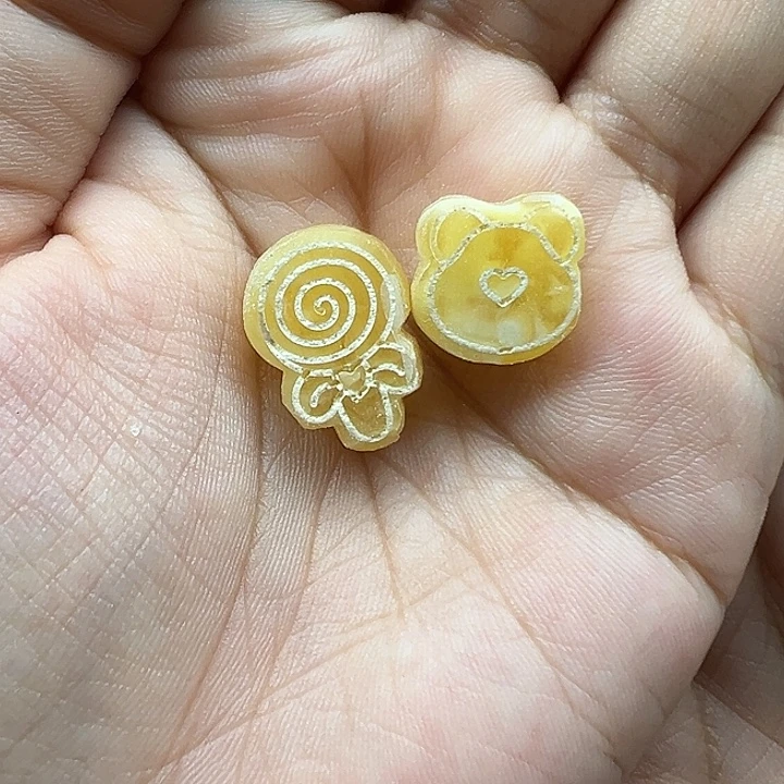 琥珀未镶嵌珠宝奇石打孔不退换