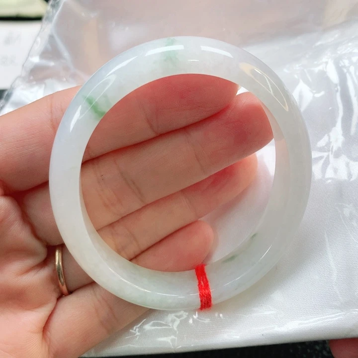 未镶嵌手镯翡翠56贵妃