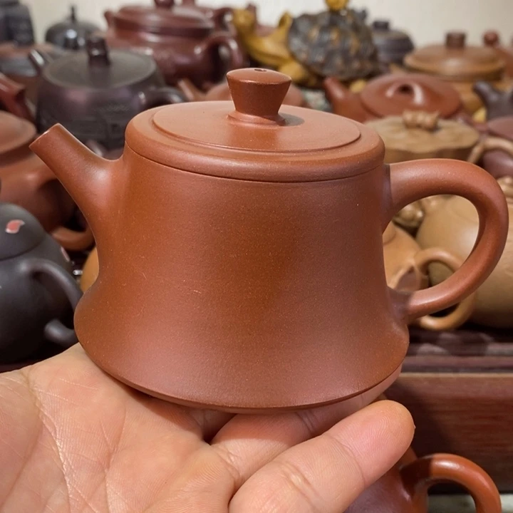 紫砂茶壶随*精工制作