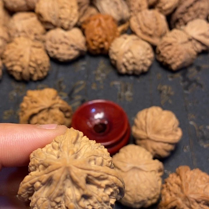 文玩核桃吊坠森***1文玩核桃异形单只