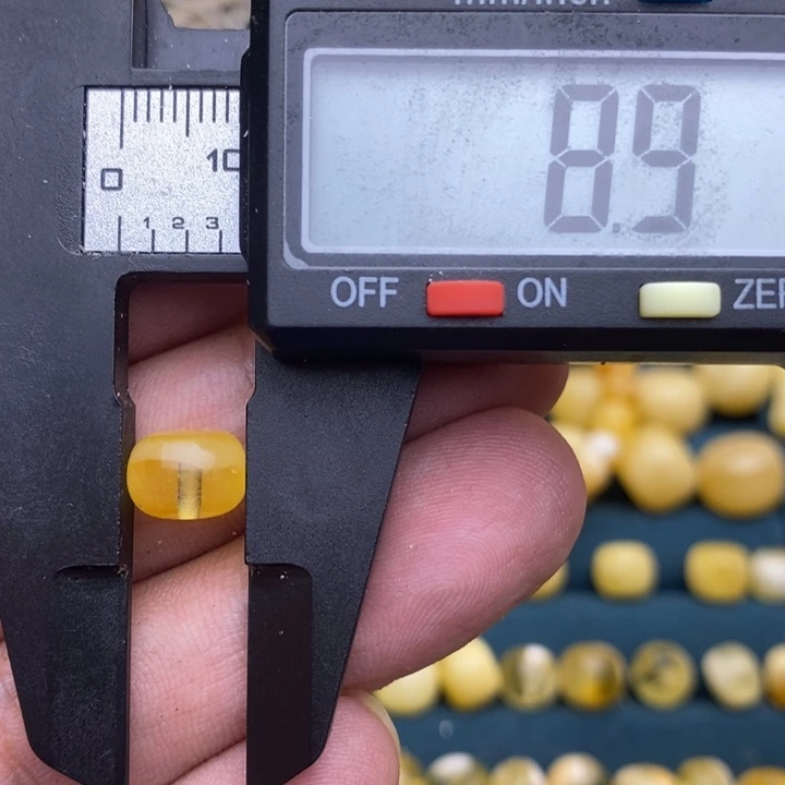 琥珀未镶嵌裸石22号8.9*6.3微瑕