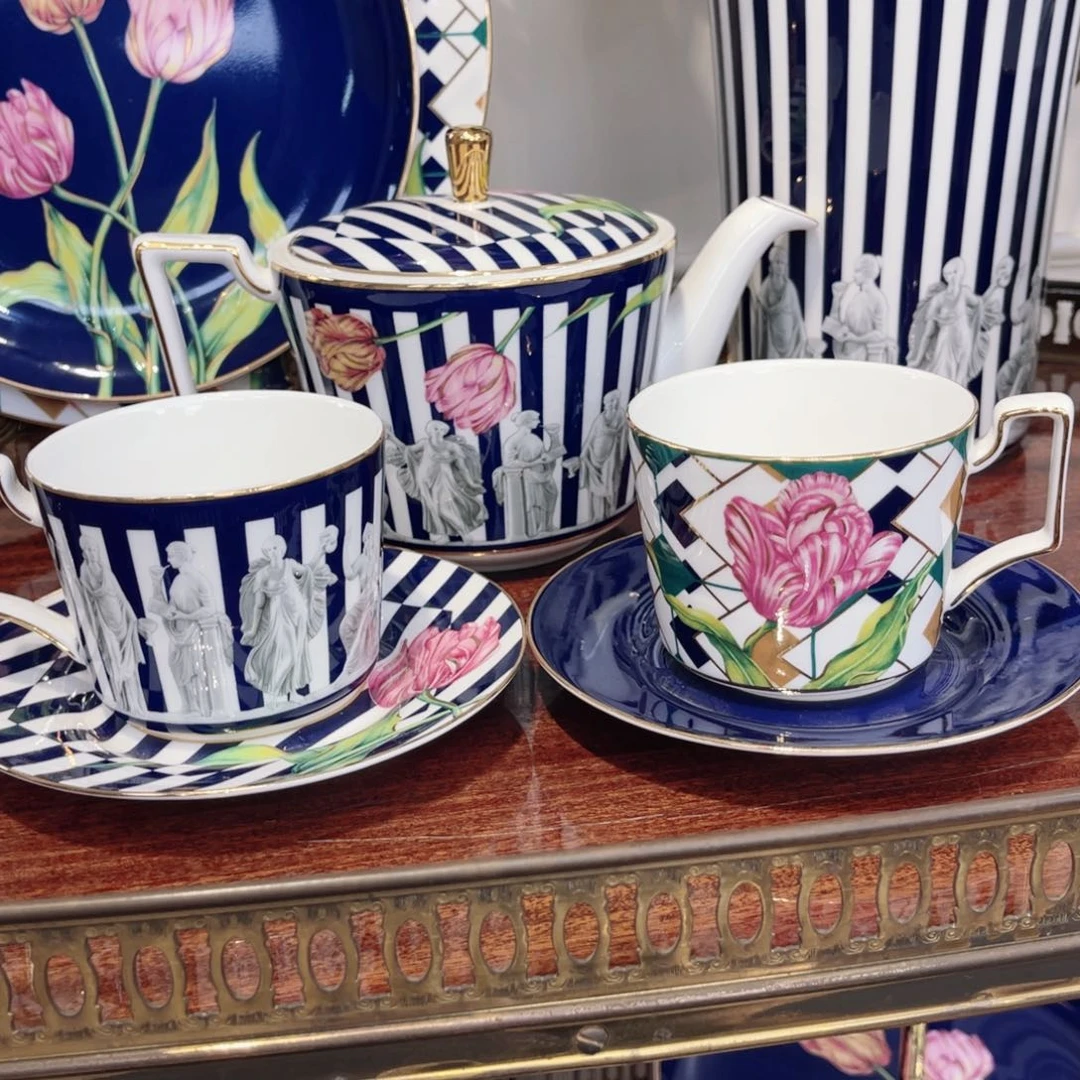 一壶两杯————————————