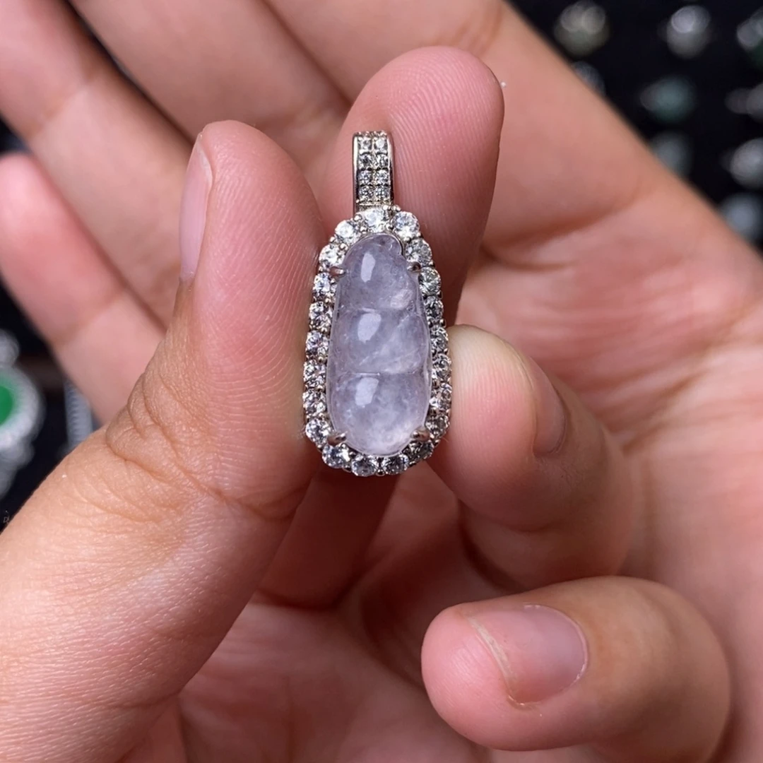 翡翠银S925镶嵌吊坠(赠链)