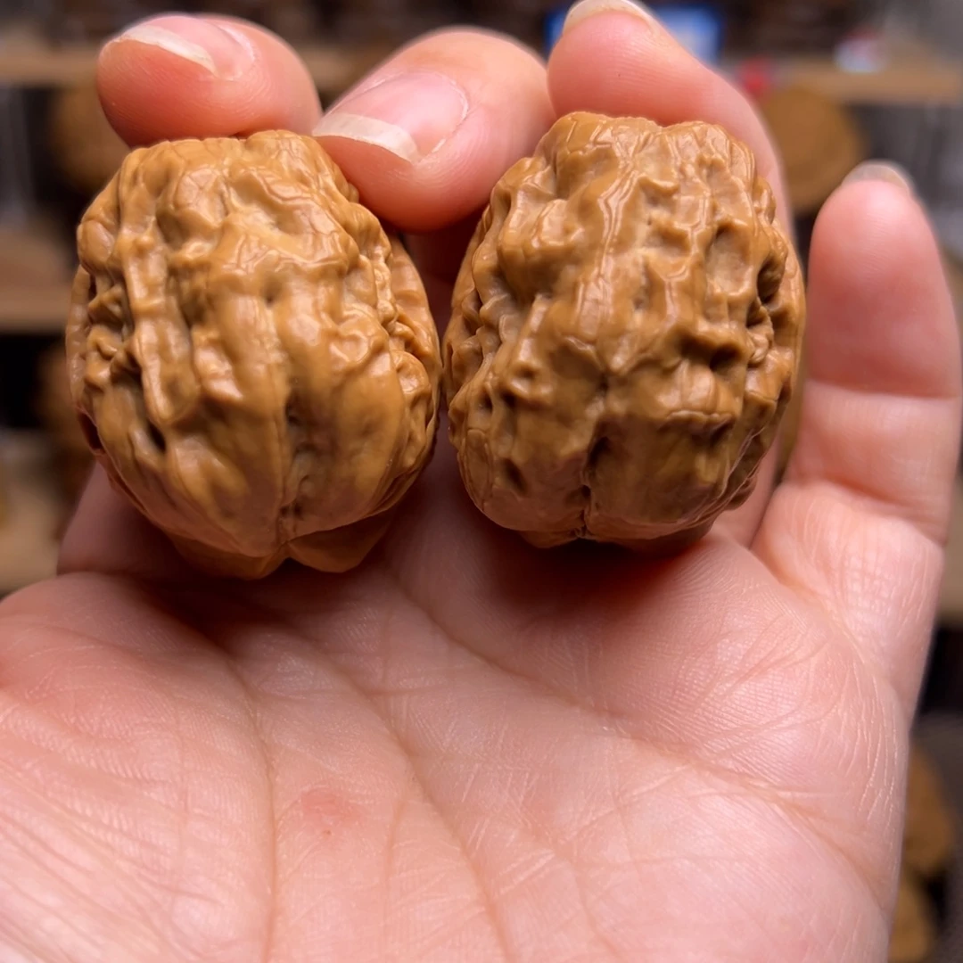 文玩核桃把件76w麒麟疙瘩包38尺