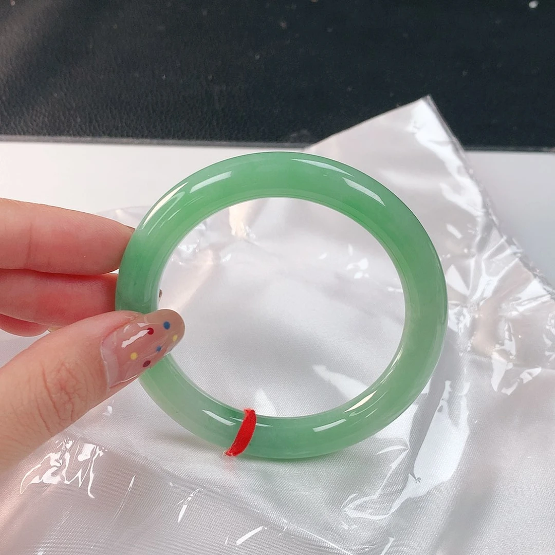 未镶嵌手镯翡翠703