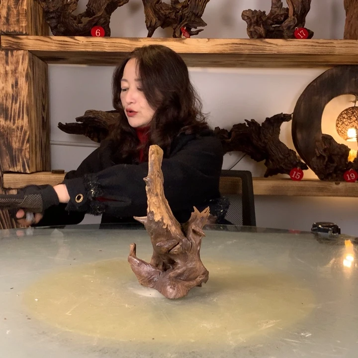 小***雪天然的云南紫柚木会黄水